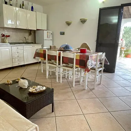 Ilenia Holiday home *