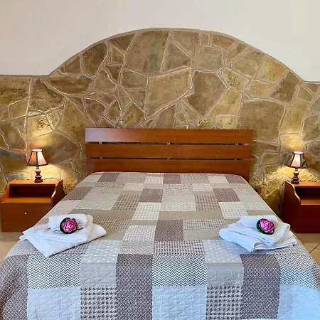 Holiday home Ilenia *